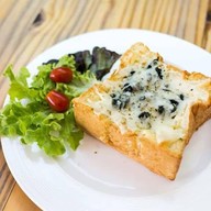 เมนูของร้าน Cafe KHUN LAI