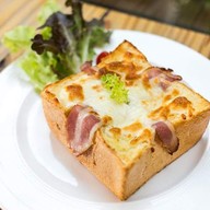 เมนูของร้าน Cafe KHUN LAI