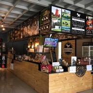 บรรยากาศ DutchFarm ดัทช์ฟาร์ม ฟาร์มม้าแคระ เชียงใหม่