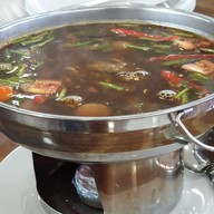 เรือนริมนา