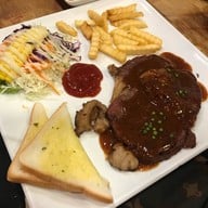 เมนูของร้าน Siri Cafe' สเต็ก กาแฟ ขนม พิบูลมังสาหาร