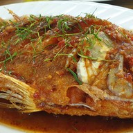 เรือนริมนา