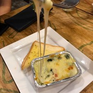 เมนูของร้าน Siri Cafe' สเต็ก กาแฟ ขนม พิบูลมังสาหาร