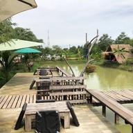ร้านไร่คืนดิน