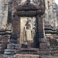 วัดกำแพงแลง