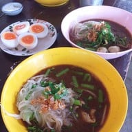 นายลือก๋วยเตี๋ยวเนื้อตุ๋น-หมูตุ๋น-หม้อไฟ สามพราน