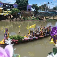 บรรยากาศ วัดลาดชะโด