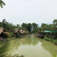 ร้านไร่คืนดิน