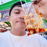 ลูกชิ้นปิ้งนายตรี