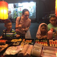 บรรยากาศ ซูชิหน้าล้น  มี่โกะ ซูชิ