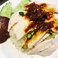 เมนูของร้าน นายภณข้าวมันไก่