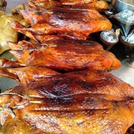 เมนูของร้าน เป็ดย่าง เจ๊ตี๋