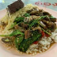 ร้านข้าวแกงกิตติมศักดิ์
