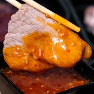 เมนูของร้าน หมูน้อยจิ้มซัง ชาบูบุฟเฟ่ต์