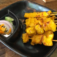 ก๋วยเตี๋ยวเรือเน้นเครื่อง ซอยหลังแขวงสาขา1