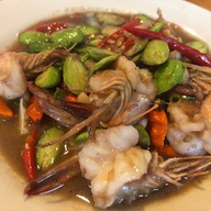 ครัวไพลิน สามกอง