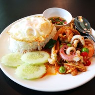เมนูของร้าน ร้านอาหาร ครัวตาน้อย สวนรถไฟ