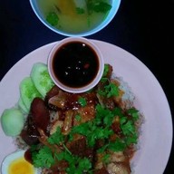 แม่เชิญ