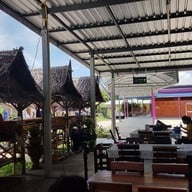 บรรยากาศ เจ้จิ๋ม ซีฟู๊ด