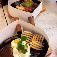 เมนูของร้าน Mokaola Hawaii เอ็มควอเทียร์