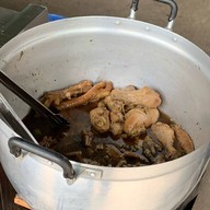 เมนูของร้าน ชายทัยก๋วยเตี๋ยวไก่มะระ ปากทางแยกสุขสมาน