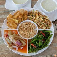 เมนูของร้าน วัลฉลองทิพย์