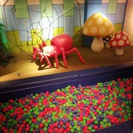 บรรยากาศ Rubber Land