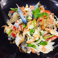 เมนูของร้าน Dino’s กับแกล้มรสเด็ด ตลาดโต้รุ่งกาฬสินธุ์