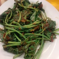 Ee Ji Ban