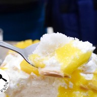 เมนูของร้าน Make Me Mango CentralWorld