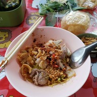 เมนูของร้าน ก๋วยเตียวอยุธยา 2พี่น้อง