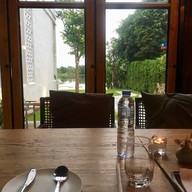 White Wall Riverfront Café