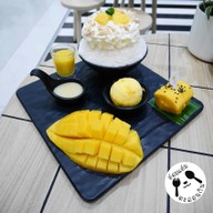 เมนูของร้าน Make Me Mango CentralWorld