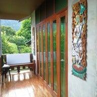 บ้านชายเขา โฮมสเตย์