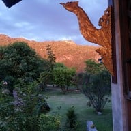 บ้านชายเขา โฮมสเตย์