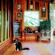 บ้านชายเขา โฮมสเตย์