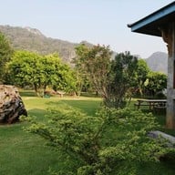 บ้านชายเขา โฮมสเตย์