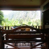 บ้านชายเขา โฮมสเตย์