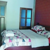 บ้านชายเขา โฮมสเตย์