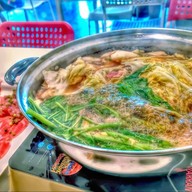 Shabu Ji ประชาอุทิศ