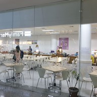 ร้านเจ๊สวยตลาดนางเลิ้ง สาขาSCBสำนักงานใหญ่ตึกeastชั้นg