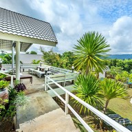 Dhanhill Bed & Cafe Resort