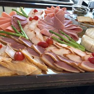 โรงแรมแคนทารี เบย์ ศรีราชา