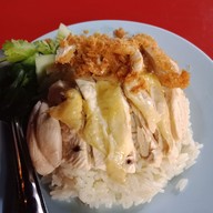 มิดไนท์ไก่ตอนโคราช,ข้าวขาหมูเจ๊หน่อย(สวนภูมิรักษ์)