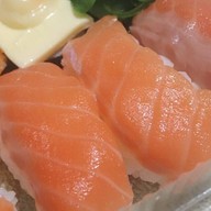 เมนูของร้าน ทวีข้าวปั้นซูชิ หอการค้าไทย