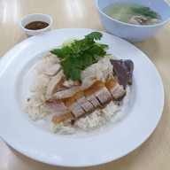 ร้านเจ๊สวยตลาดนางเลิ้ง สาขาSCBสำนักงานใหญ่ตึกeastชั้นg