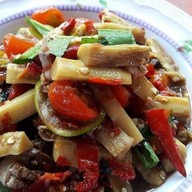 อีสาน ยาใจ