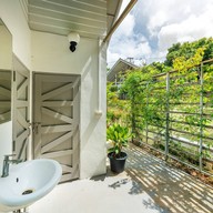 Dhanhill Bed & Cafe Resort
