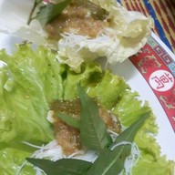 นายหงษ์ ปลาเผา