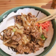 Tsukimi Japanese Restaurant ทสึคิมิ พิคคาเดลลี่ แบงคอค
